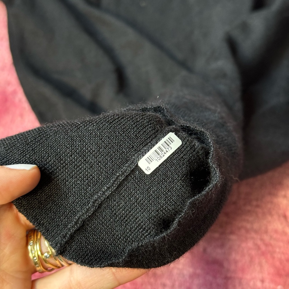 Prada cashmere short sleeve button up - Picture 6 of 6